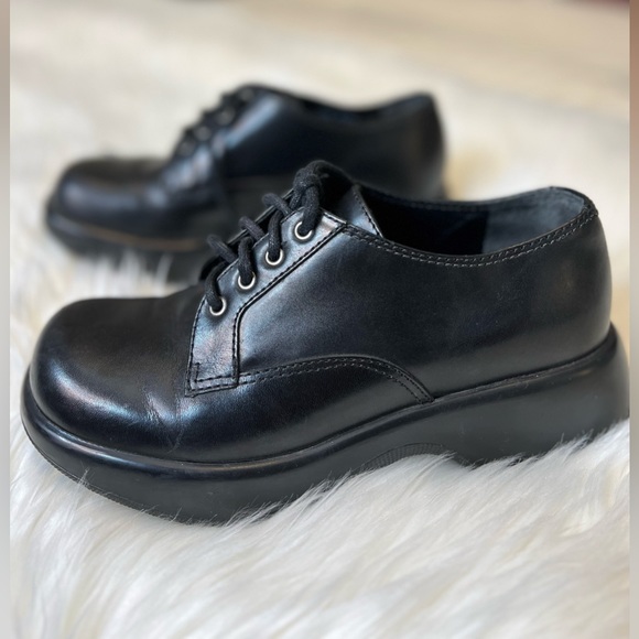 Dansko Black Platform Chunky Oxford Shoe School Shoes Y2K look Size 5.5 - Picture 1 of 9